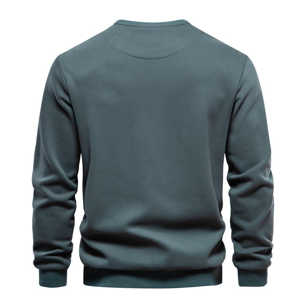 Loose-fitting Casual Round-neck Pullover Men’s jumper.